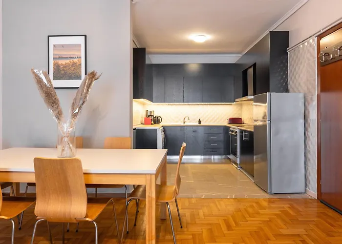 Eca Apartments Atmabnb33 아파트호텔 테살로니키