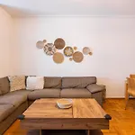 Eca Atmabnb33 Апарт-отель 3*