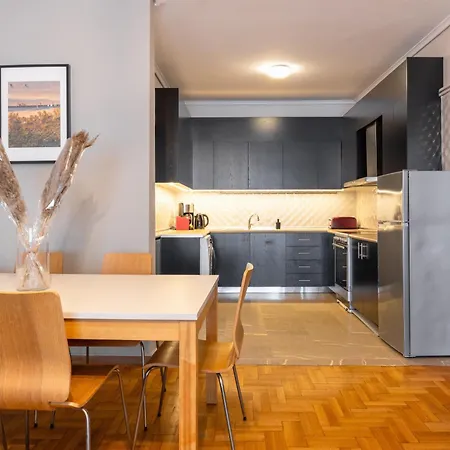 Eca Atmabnb33 Hotel apartamentowy Saloniki