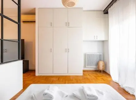 Eca Atmabnb33 Apart-hotel 3*